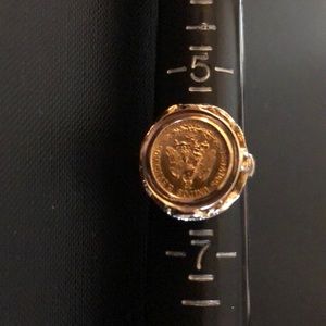 9 Karat gold Dos Pesos ring